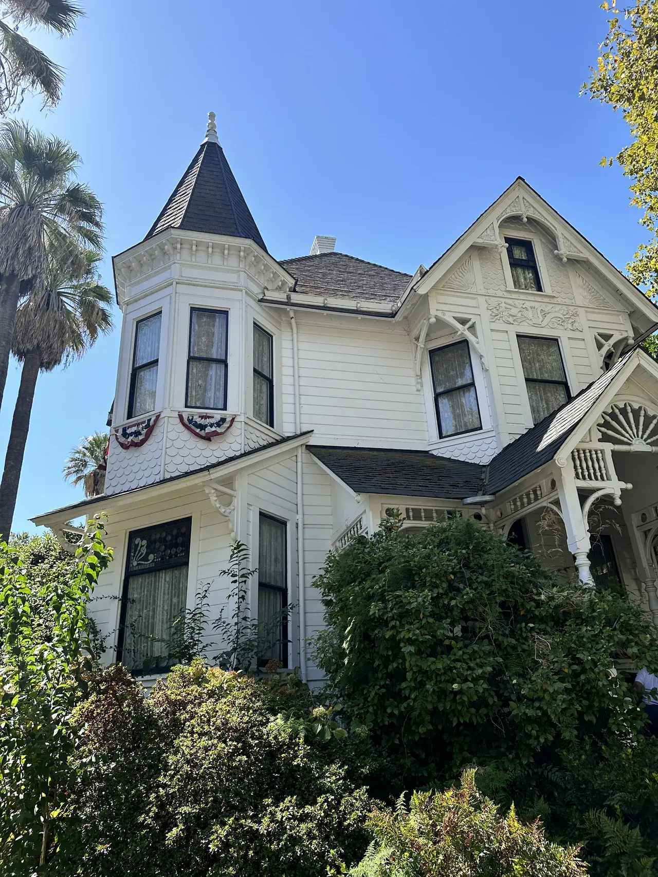 A Victorian home in Boulevard Park, Sacramento